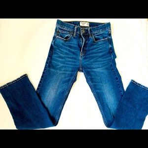 Boys Abercrombie and Fitch Jeans Classic fit sz 15/16. Excellent condition